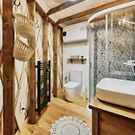 Dolina Jurt Glamping Gizycko Luksustelt *