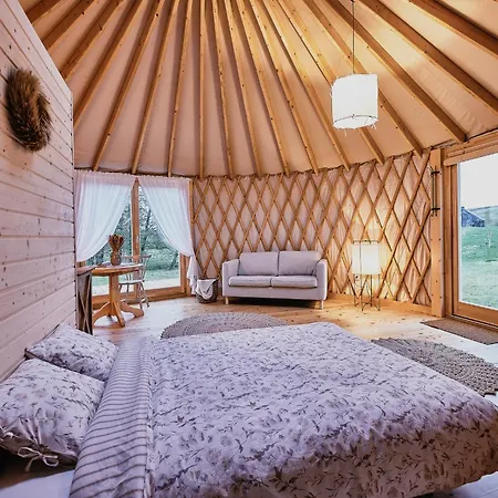 Luxury tent Dolina Jurt Glamping Gizycko Sulimy (Gizycko)