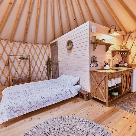 Luxury tent Dolina Jurt Glamping Gizycko Sulimy (Gizycko)