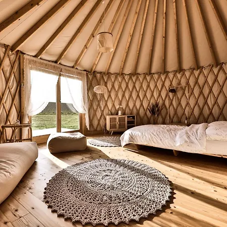 Dolina Jurt Glamping Gizycko Luxusní stan