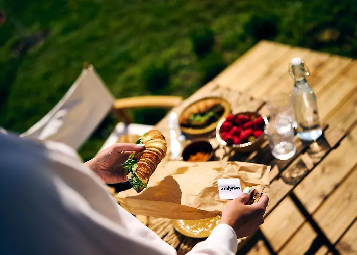 Luxusní stan Dolina Jurt Glamping Gizycko